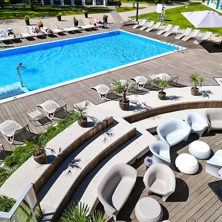Hotell Linea Mare 5*