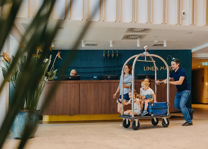 Linea Mare Szálloda Pobierowo